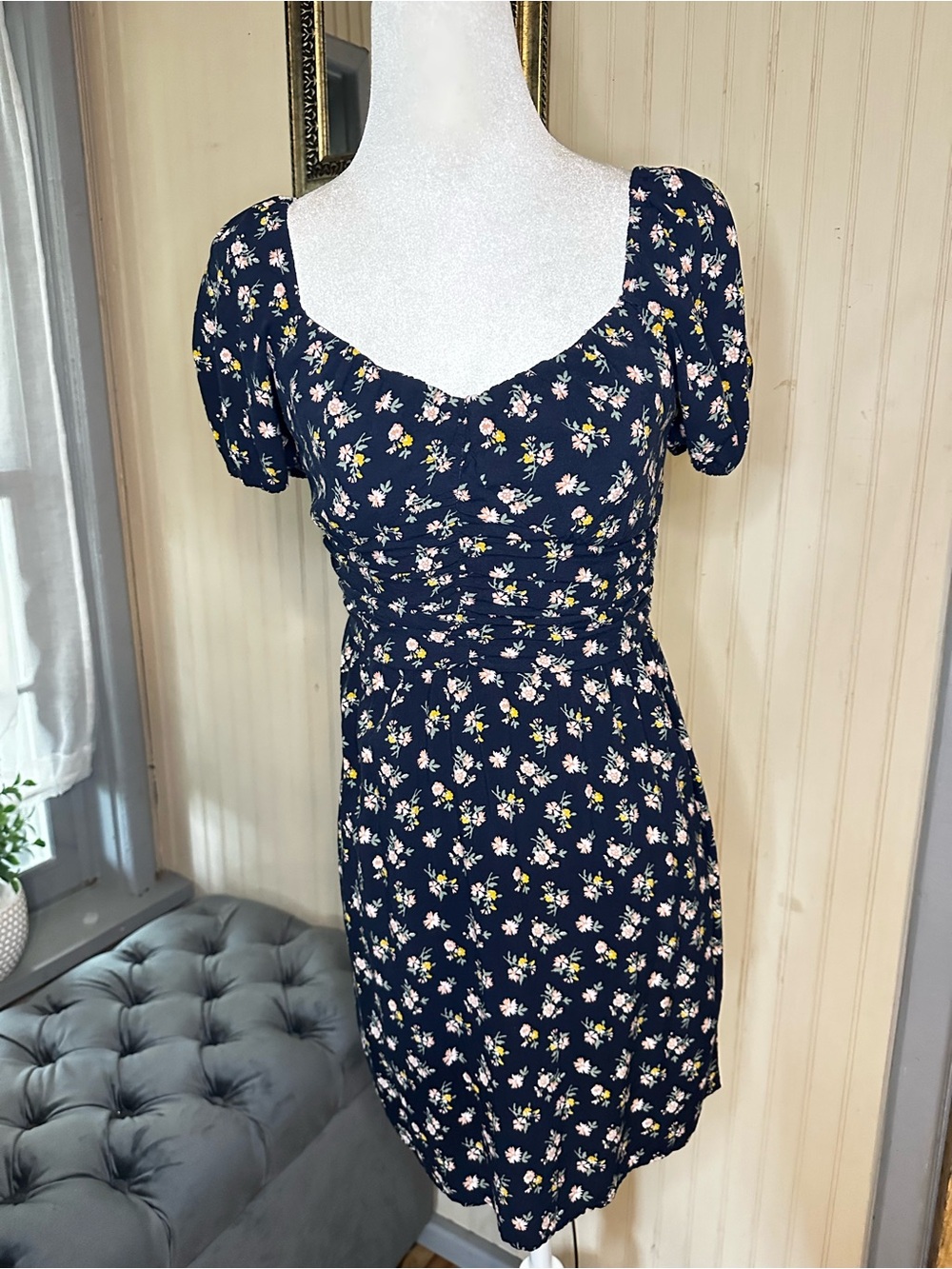 Hollister Floral Puff Sleeve Mini Dress Navy Blue Ruched Cottagecore XS